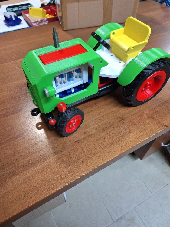 Traktor K2502 GR